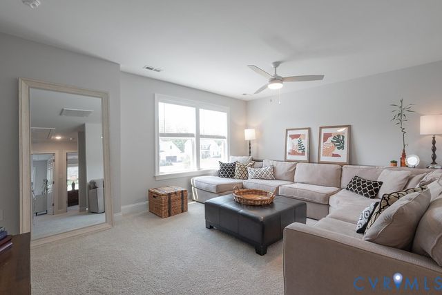 11104 Cliff Park Ct, Ashland, VA 23005