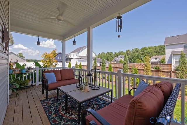 11104 Cliff Park Ct, Ashland, VA 23005
