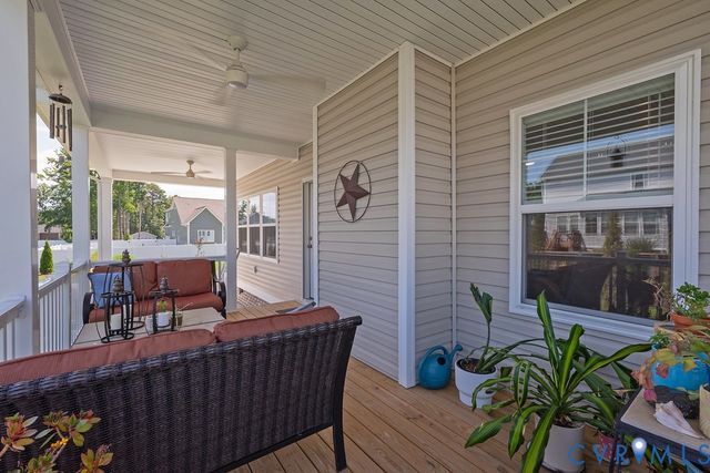 11104 Cliff Park Ct, Ashland, VA 23005