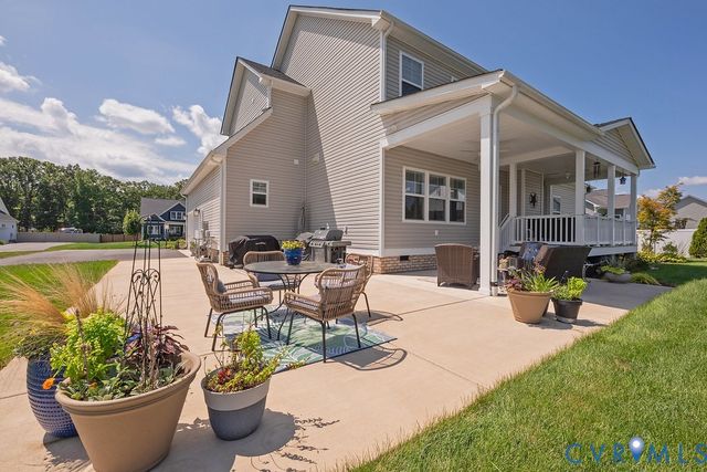 11104 Cliff Park Ct, Ashland, VA 23005