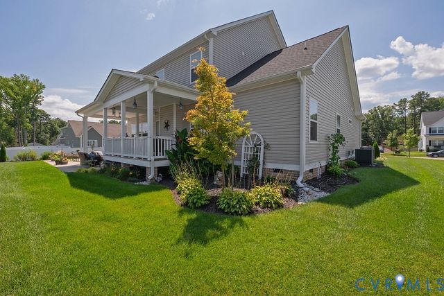 11104 Cliff Park Ct, Ashland, VA 23005