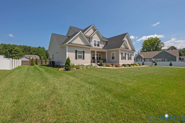 11104 Cliff Park Ct, Ashland, VA 23005