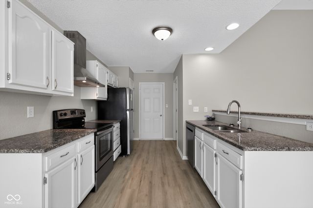 1465 Quinlan Court, Indianapolis, IN 46217