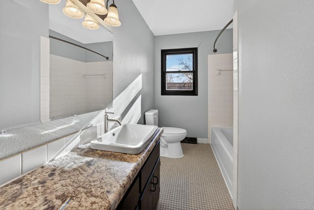 2292 336th Avenue NE, Cambridge, MN 55008