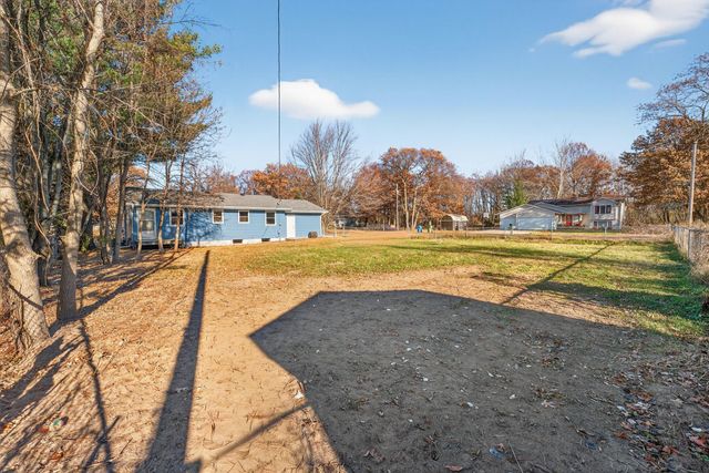 2292 336th Avenue NE, Cambridge, MN 55008