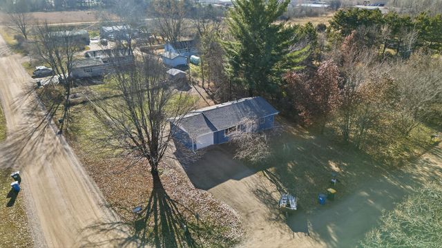 2292 336th Avenue NE, Cambridge, MN 55008