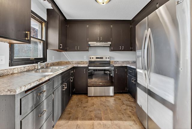 2292 336th Avenue NE, Cambridge, MN 55008