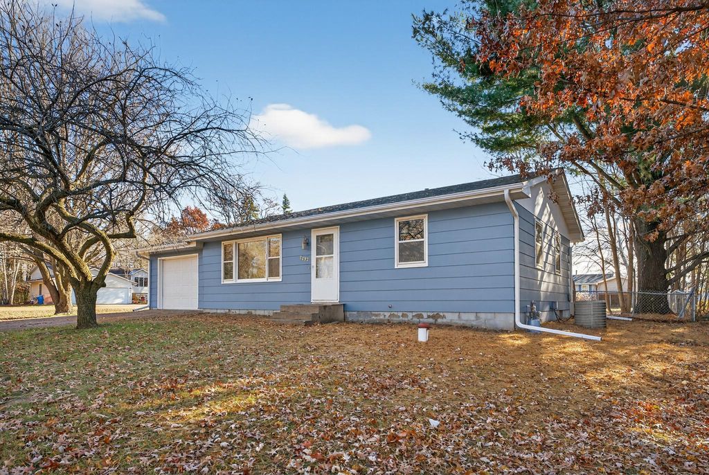 2292 336th Avenue NE, Cambridge, MN 55008