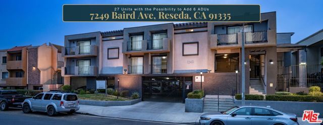 7249 Baird Avenue, Reseda (los Angeles), CA 91335