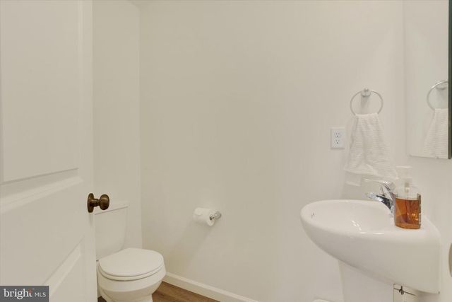109 EMMA CIR, Harrisburg, PA 17112