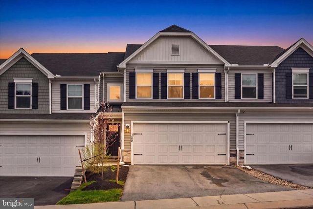 109 EMMA CIR, Harrisburg, PA 17112