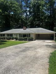 125 Pebble Trail, Alpharetta, GA 30009