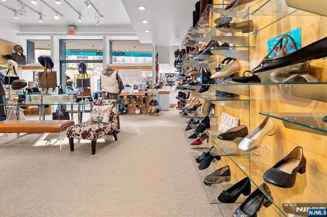 53-55 E Ridgewood Avenue, Ridgewood, NJ 07450