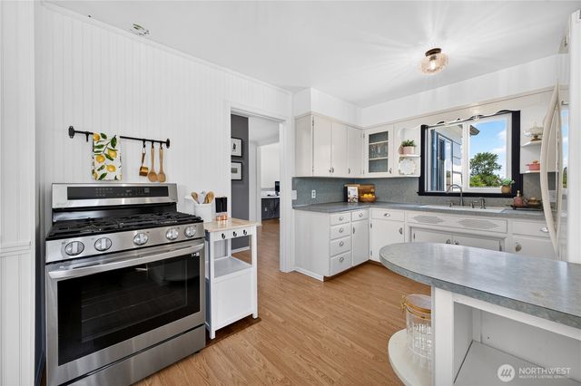 607 14th Street SW, Puyallup, WA 98371