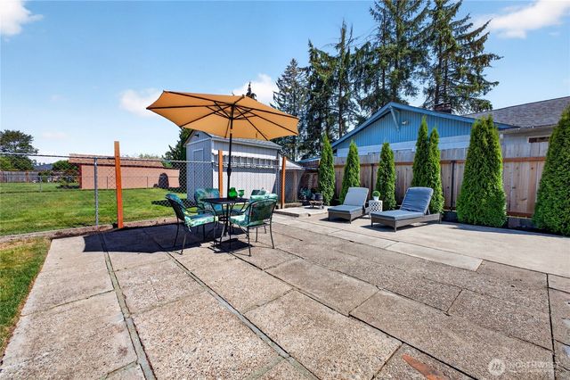 607 14th Street SW, Puyallup, WA 98371