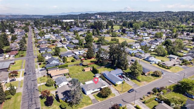 607 14th Street SW, Puyallup, WA 98371