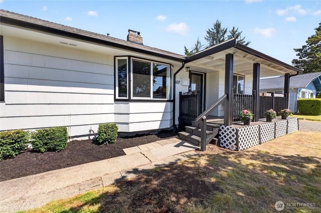 607 14th Street SW, Puyallup, WA 98371
