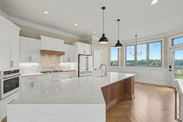 101 Watch Hill Lane, Newport, KY 41071