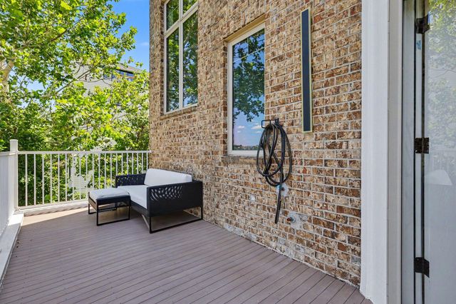 101 Watch Hill Lane, Newport, KY 41071
