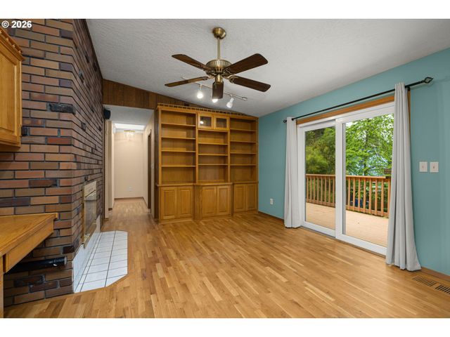 2921 Se BRIAN St, Hillsboro, OR 97123