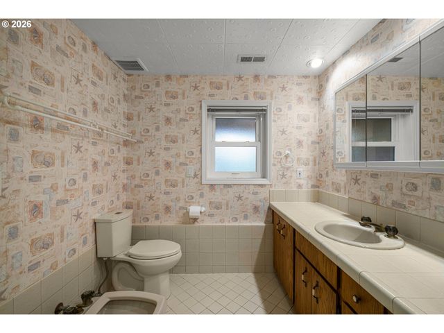2921 Se BRIAN St, Hillsboro, OR 97123