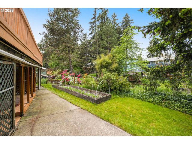 2921 Se BRIAN St, Hillsboro, OR 97123