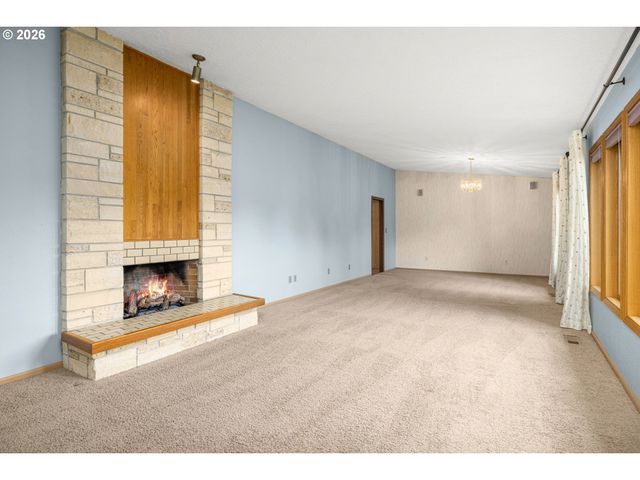 2921 Se BRIAN St, Hillsboro, OR 97123
