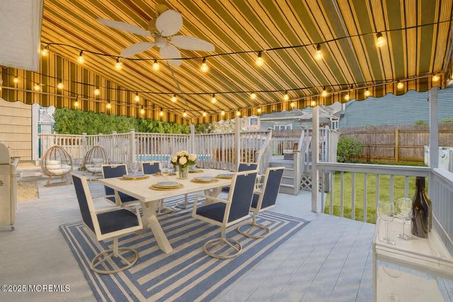 35 Redwood Drive, Toms River, NJ 08753