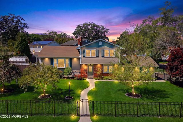 35 Redwood Drive, Toms River, NJ 08753