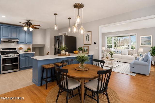 35 Redwood Drive, Toms River, NJ 08753