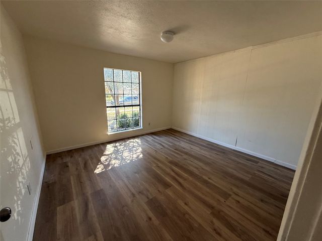 2114 Alder Trail, Grand Prairie, TX 75052