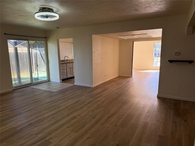 2114 Alder Trail, Grand Prairie, TX 75052