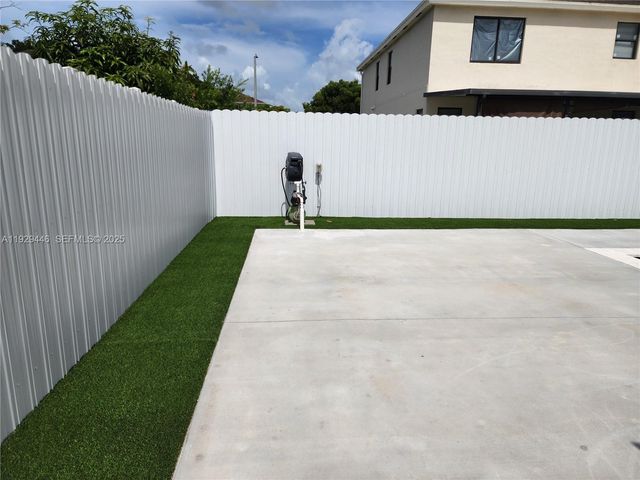 27861 SW 134th Ct, Homestead, FL 33032