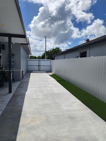 27861 SW 134th Ct, Homestead, FL 33032