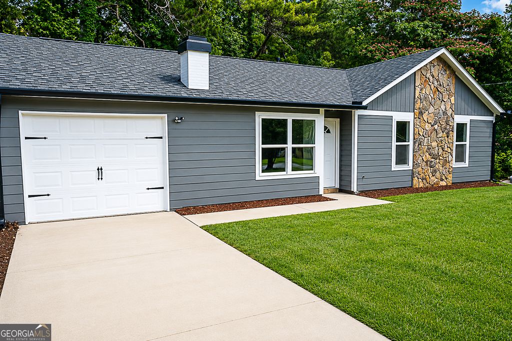 1818 Petite Lane, Lithonia, GA 30058
