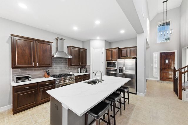 2210 Manada TRL, Leander, TX 78641