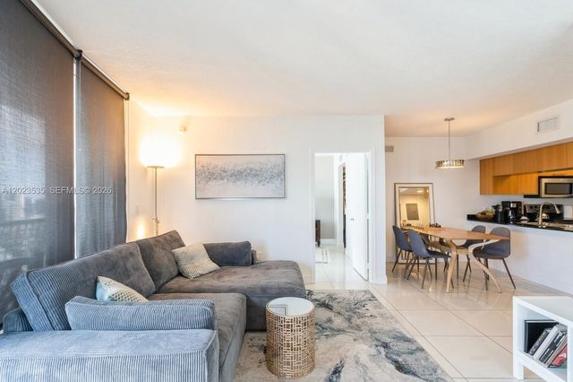 1750 N Bayshore Dr 4702, Miami, FL 33132
