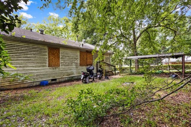 449 Hamilton E Holmes Drive, Atlanta, GA 30318