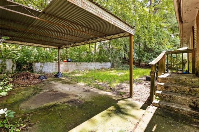 449 Hamilton E Holmes Drive, Atlanta, GA 30318
