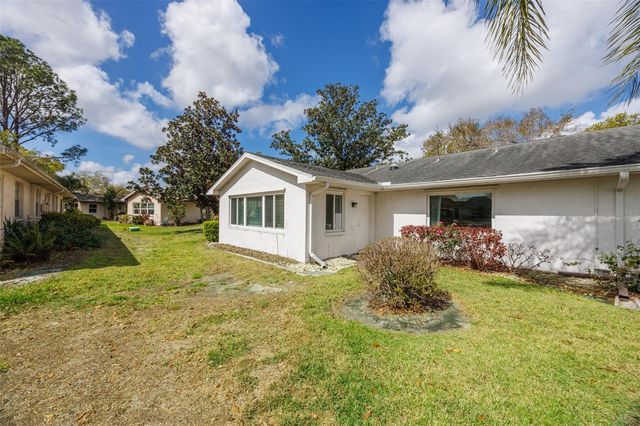 2004 HALIDOM WAY, Sun City Center, FL 33573