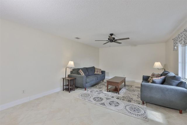 2004 HALIDOM WAY, Sun City Center, FL 33573