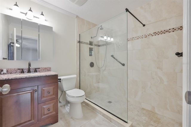 2004 HALIDOM WAY, Sun City Center, FL 33573