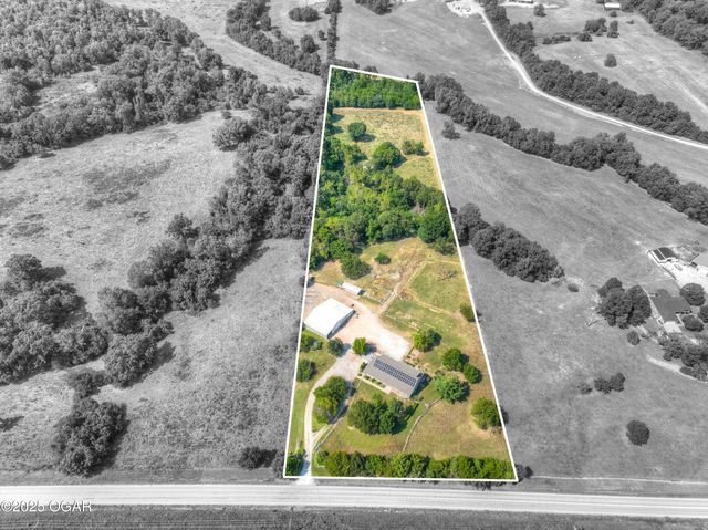 19024 State Hwy HH, Neosho, MO 64850