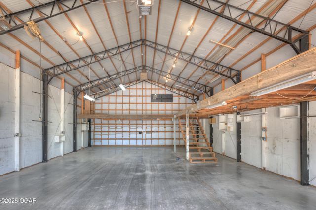 19024 State Hwy HH, Neosho, MO 64850