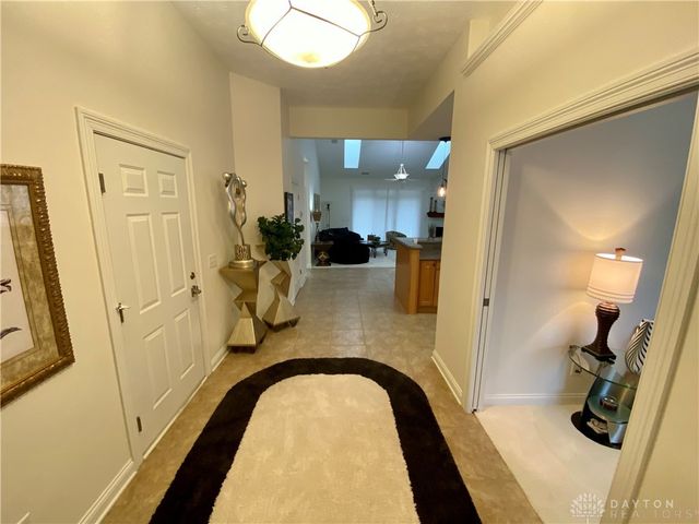 125 Cobblestone Lane, Springboro, OH 45066