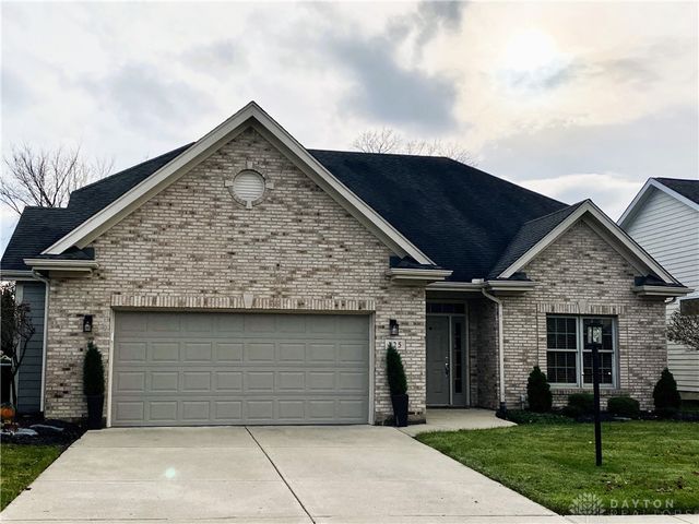 125 Cobblestone Lane, Springboro, OH 45066