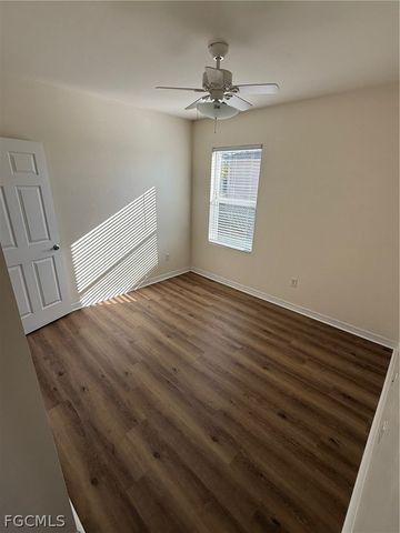 323 SW 19th LN, Cape Coral, FL 33991