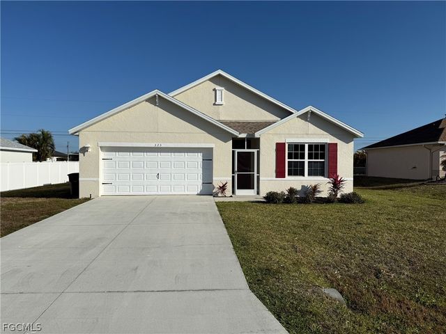 323 SW 19th LN, Cape Coral, FL 33991