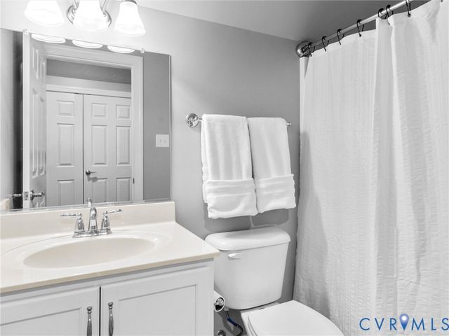 6479 Burnt Mills Ln, Moseley, VA 23120