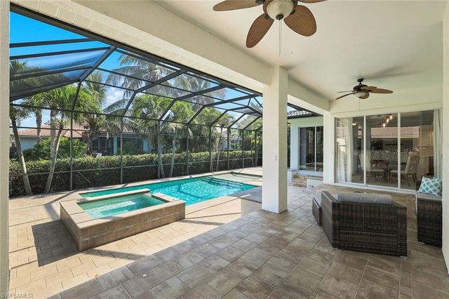 8748 Lake CIR, Fort Myers, FL 33908